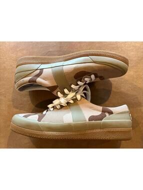 Hunter Original Low Canvas Desert Sneakers (Men’s 11)